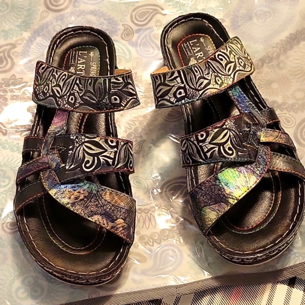 L'Artiste by Spring Step Multicolor Sandals